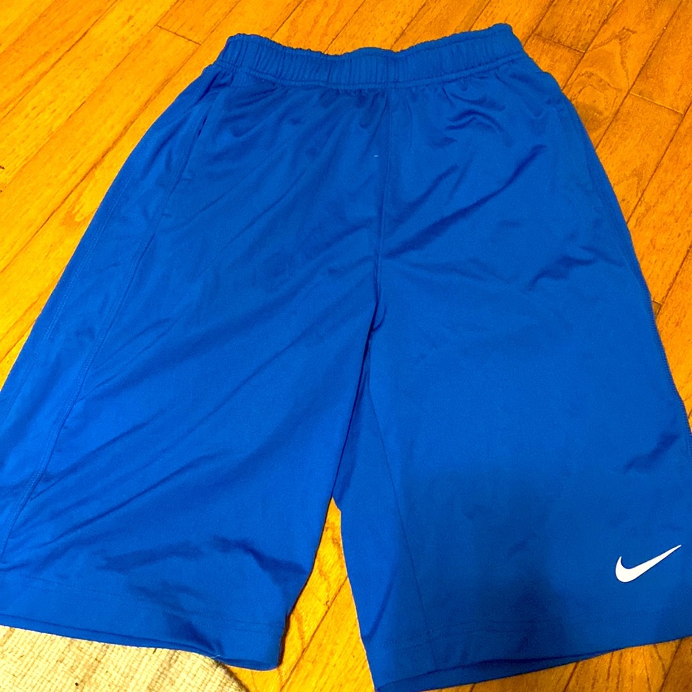 Nike xL shorts